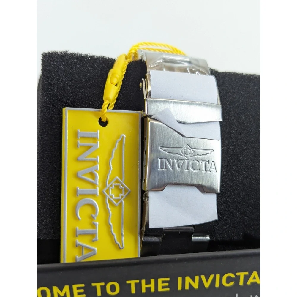 Invicta pro diver